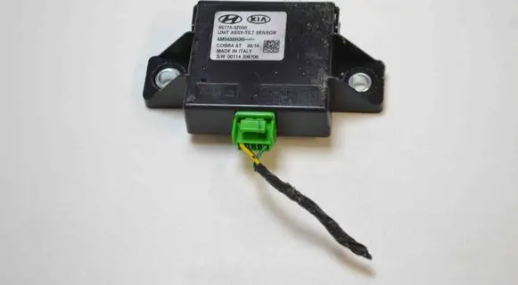 Hyundai i40 Other devices 957753Z000