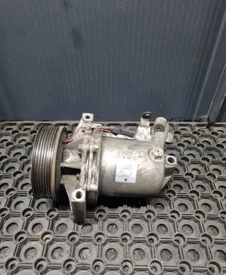 Nissan Juke I F15 Air conditioning (A/C) compressor (pump) 92600BV80A M114E291271