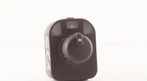 Audi A4 S4 B7 8E 8H Wing mirror switch 8E0959565