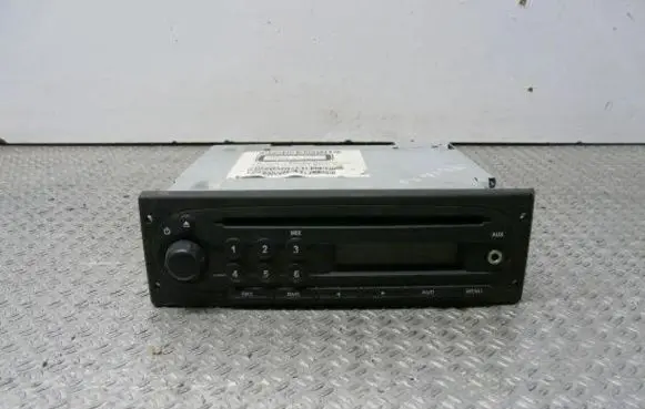 Renault Twingo II Radio/CD/DVD/GPS head unit 8200843548 7648053591