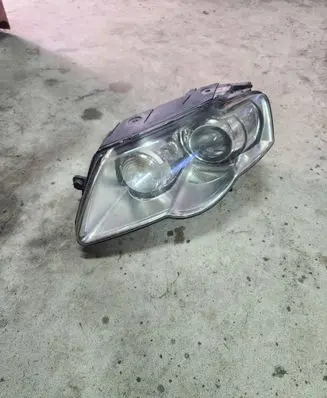 Volkswagen PASSAT B6 Headlight/headlamp 3C0941751G 89312650