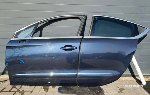 Citroen DS4 Front door