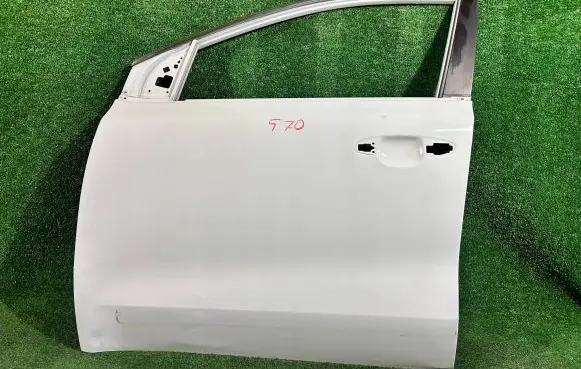 KIA Sportage Front door