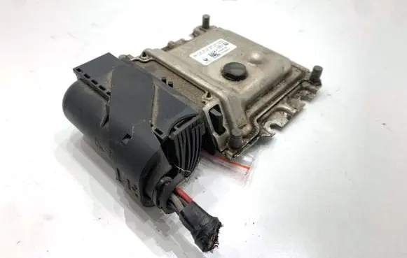 Opel Movano B Other control units/modules 0281034701