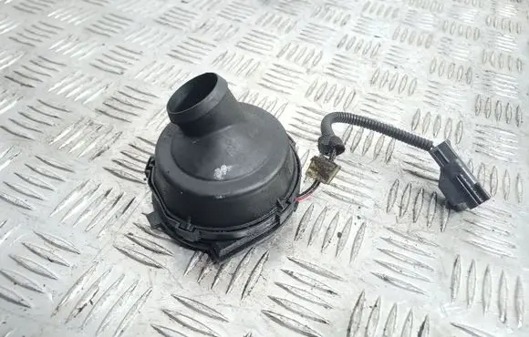 Volvo XC90 Engine control unit/module fan 8666595