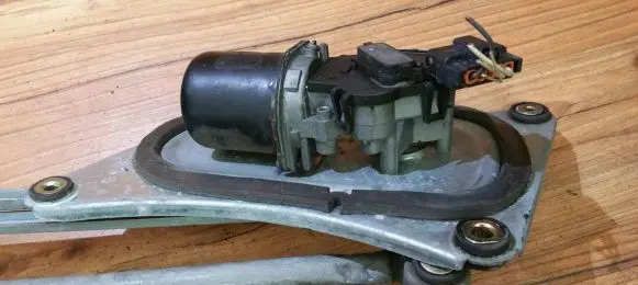 Renault Laguna II Wiper motor
