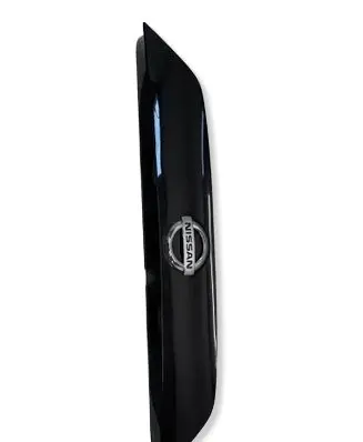 Nissan Qashqai Trunk door license plate light bar 908104EU