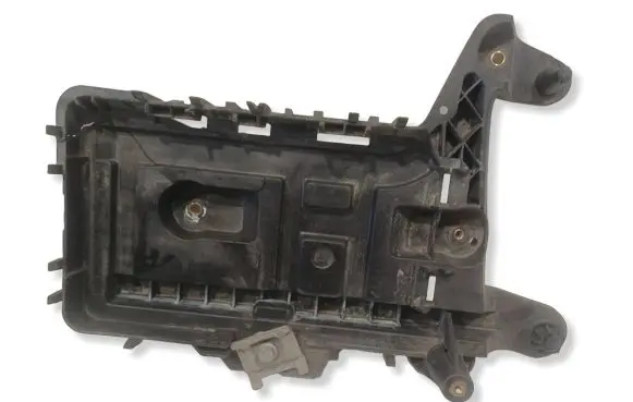 Volkswagen Golf VI Battery tray 1K0915333