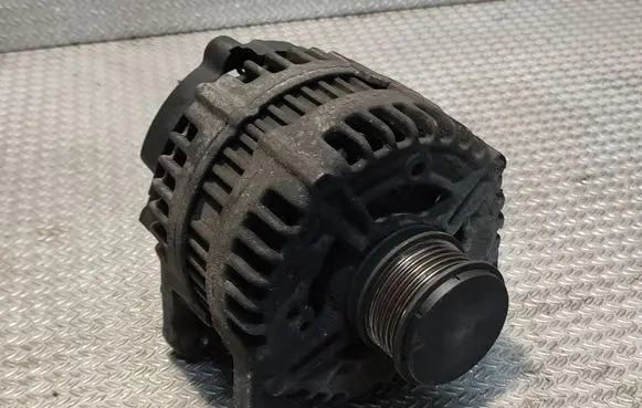 Volkswagen Crafter Generator/alternator 03G903023