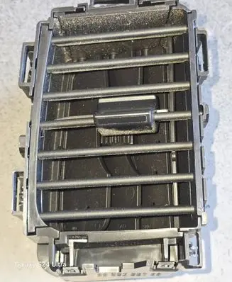 Peugeot Expert Dash center air vent grill 9812272077 9808363977