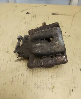 Mercedes-Benz Citan W415 Rear brake caliper