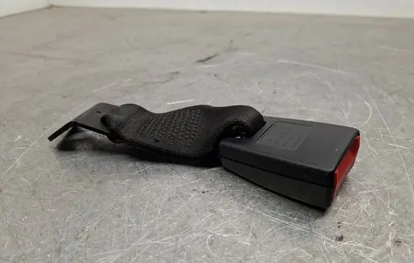 BMW 1 E81 E87 Rear seatbelt buckle 7069967