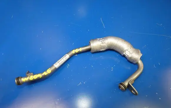 Mercedes-Benz C W205 Coolant pipe/hose A2642030500 18T219B