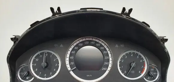 Mercedes-Benz E W212 Speedometer (instrument cluster) A2129000408