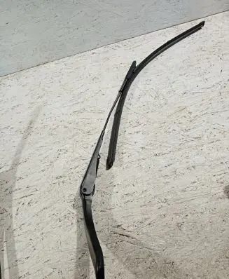 BMW 1 F20 F21 Front wiper blade arm W000027229