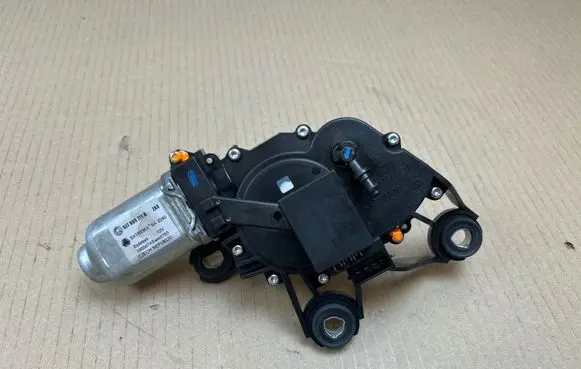 Skoda Superb B6 (3T) Rear window wiper motor 5J7955711B