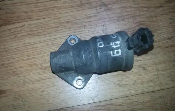 Ford Mondeo MK II Idle control valve (regulator) 978F9F715AB 978f-9f715-ab