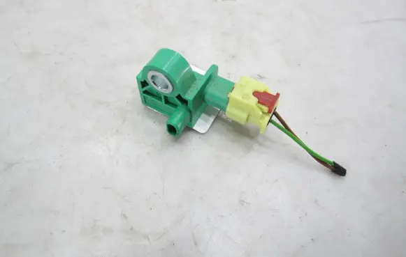 Volkswagen Golf VI Airbag deployment crash/impact sensor 5K0959351 5WK44000