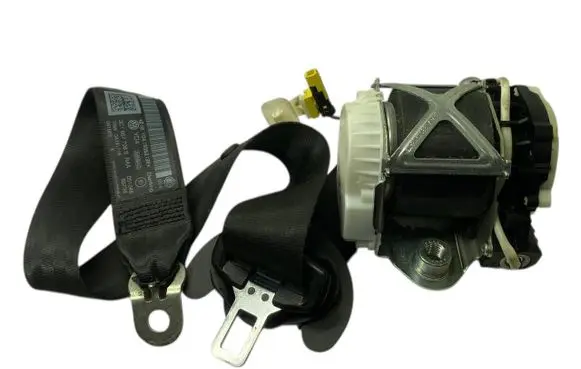 Volkswagen PASSAT B7 Front seatbelt 3C1857706S 34151716
