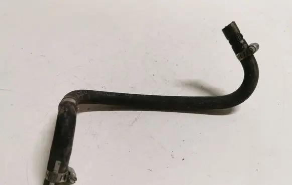 Ford Mustang V Engine coolant pipe/hose