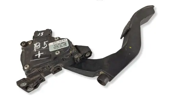 Audi A4 S4 B6 8E 8H Accelerator throttle pedal 8D1721523F