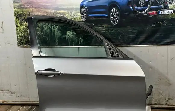 BMW 3 E90 E91 Front door 