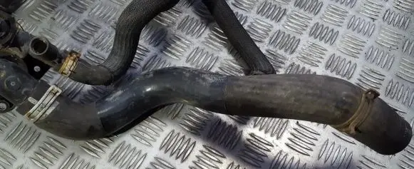 Renault Megane I Engine coolant pipe/hose
