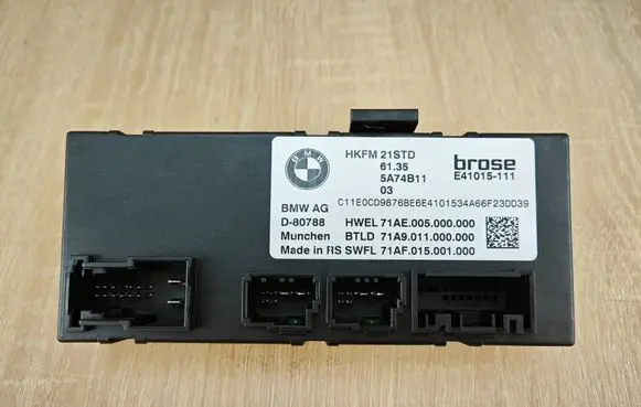 BMW X6 G06 Tailgate/trunk control unit/module 5A74B11