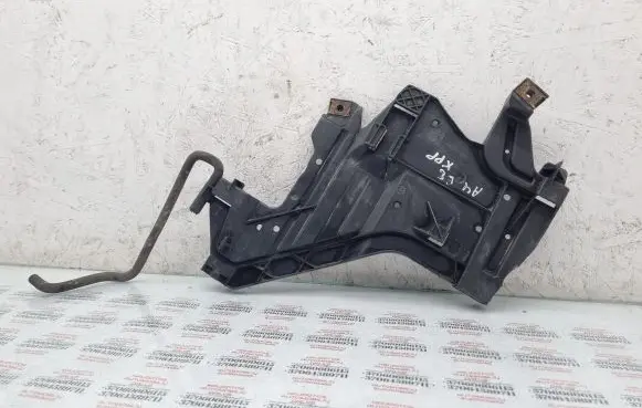 Audi A4 S4 B8 8K Headlight/headlamp mounting bracket 1301073033