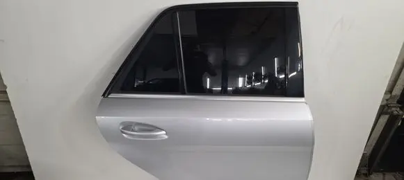 Mercedes-Benz ML W166 Rear door