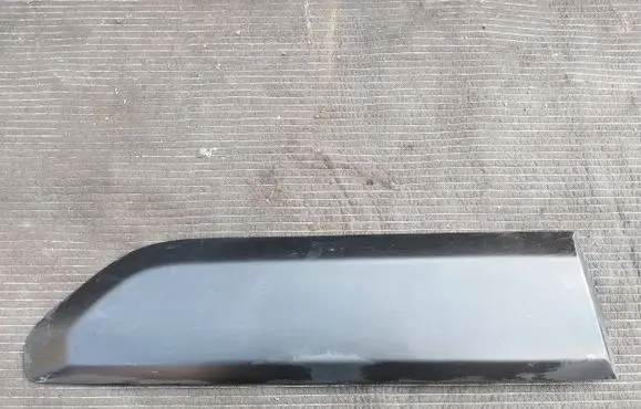 Rear door trim (molding)