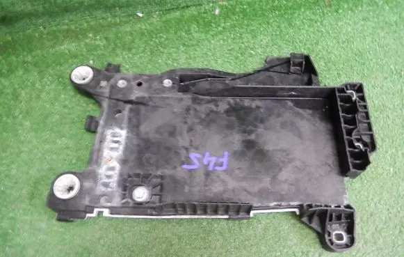BMW 2 F45 Battery tray 