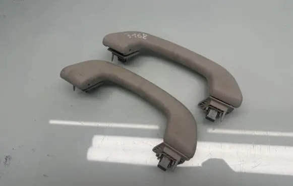 Front interior roof grab handle