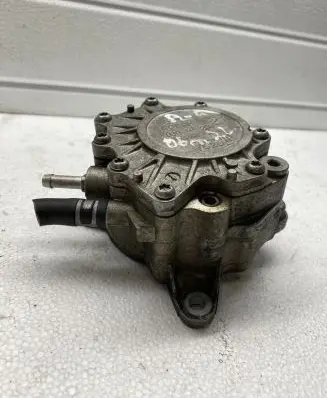 Audi A6 S6 C6 4F Fuel injection high pressure pump 03G145209C