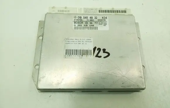 Mercedes-Benz E W210 ESP (stability system) control unit A0195454832