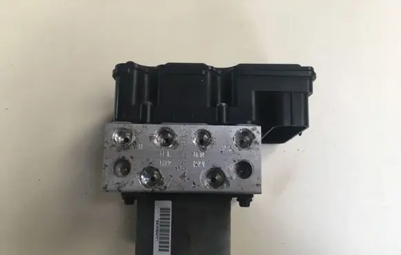 Ford S-MAX ABS Pump 6G912M110AH