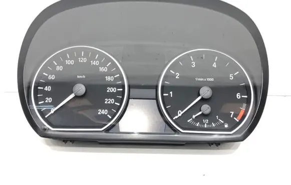BMW 1 E81 E87 Speedometer (instrument cluster) 9187322