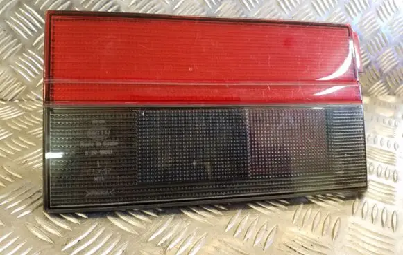 Seat Toledo I (1L) Tailgate rear/tail lights 1L0945107N 96159800