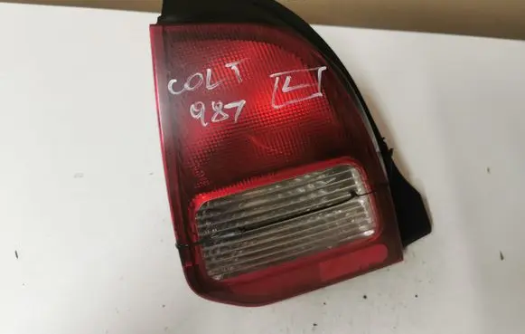 Mitsubishi Colt Rear/tail lights 0431679