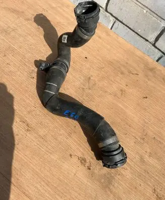 BMW 2 F22 F23 Engine coolant pipe/hose 7590702
