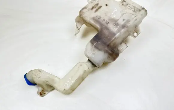 Honda Accord Windshield washer fluid reservoir/tank 86050