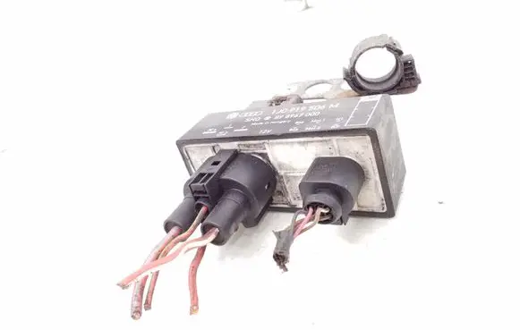 Seat Ibiza III (6L) Coolant fan relay 1J0919506M 898967000