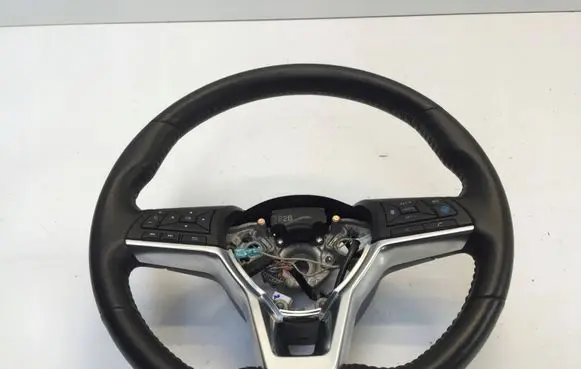 Nissan Leaf II (ZE1) Steering wheel