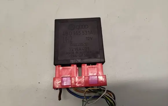 Audi A6 S6 C5 4B Window wiper relay 4B0955531A
