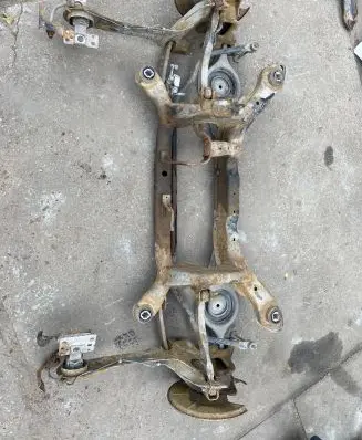 Volvo S80 Rear axle beam 