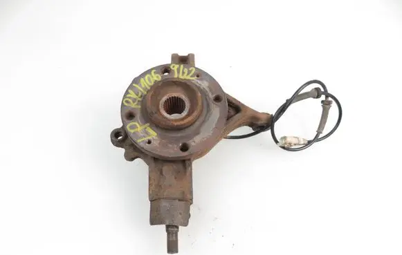 Citroen C4 I Front wheel hub spindle knuckle 