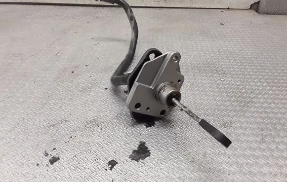Hyundai Sonata Clutch master cylinder 