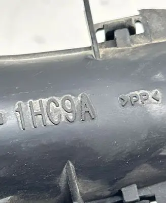 Nissan Note (E12) Air intake hose/pipe 1hc9a