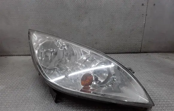 Mitsubishi Colt Headlight/headlamp 0301208202