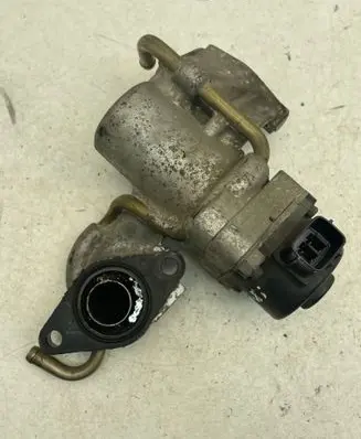 Volvo S40, V40 EGR valve 111879871